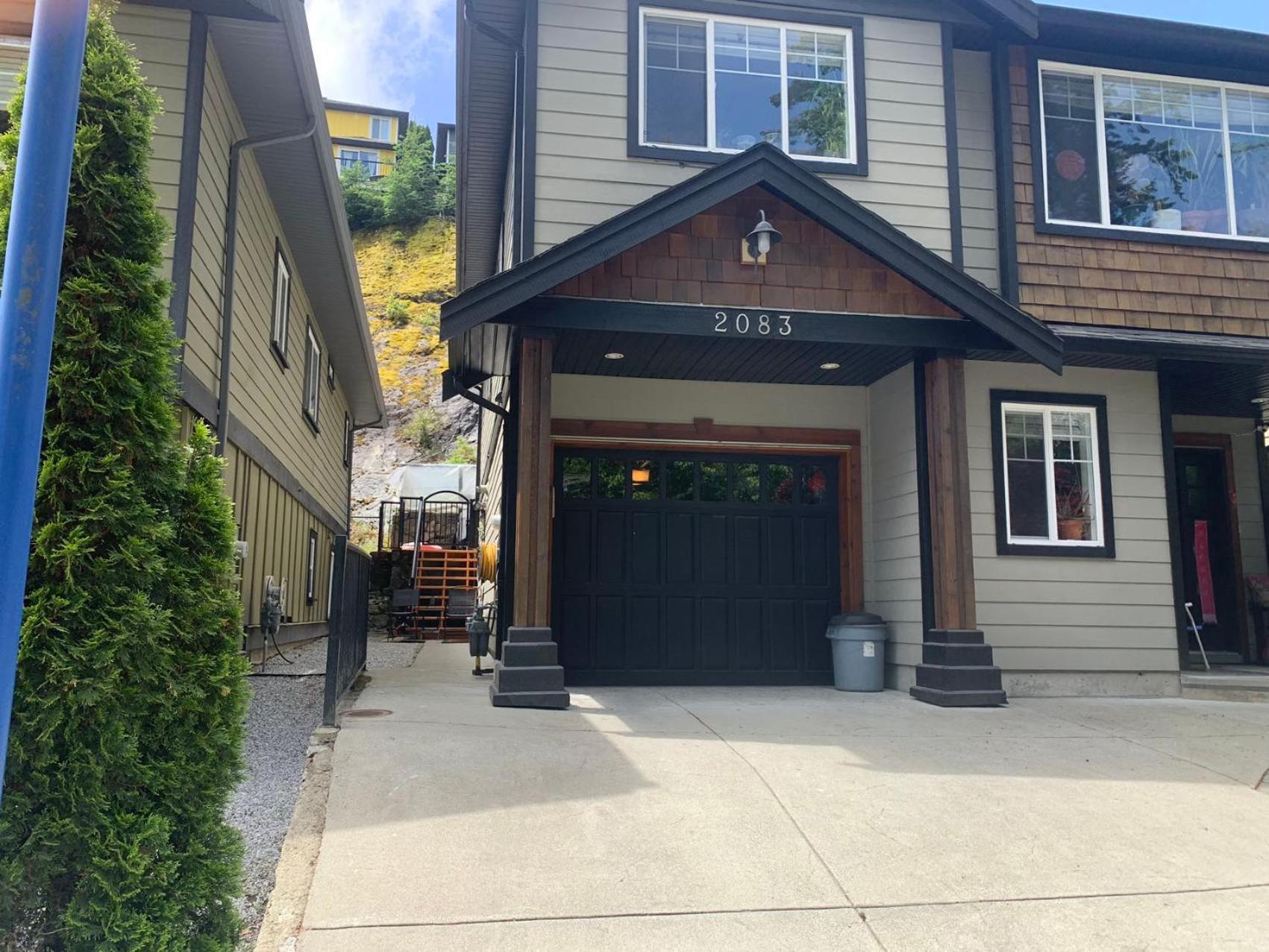Separate Entry Sweet Home Victoria Bagian luar foto